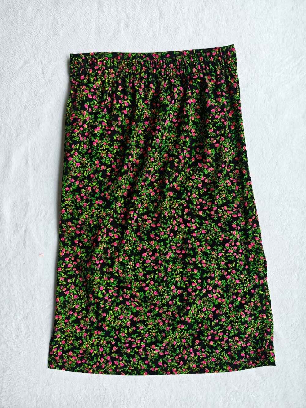 Vero Moda Floral Ruched Mini Skirt Black Pink Green Stretch Waist Trendy Y2K Sum - Picture 9 of 9